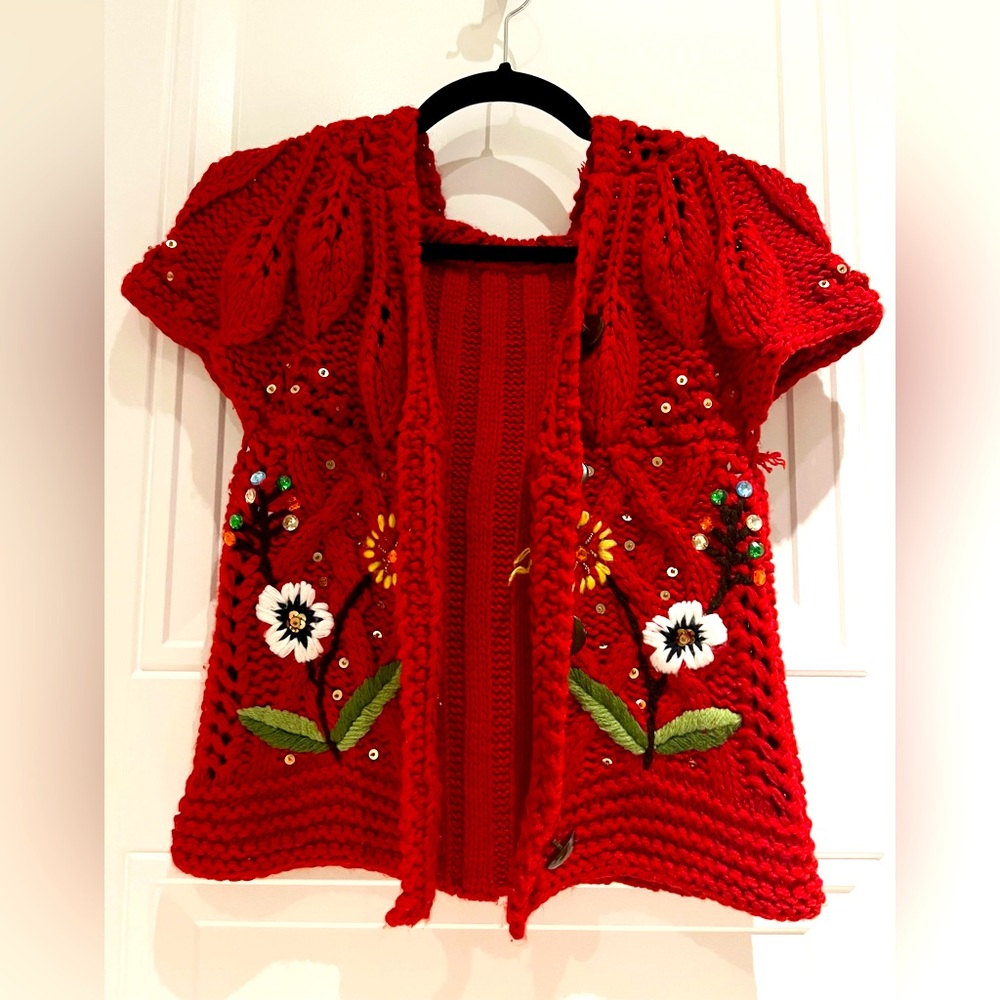 Hooded Floral Embroidered Women's Sweater